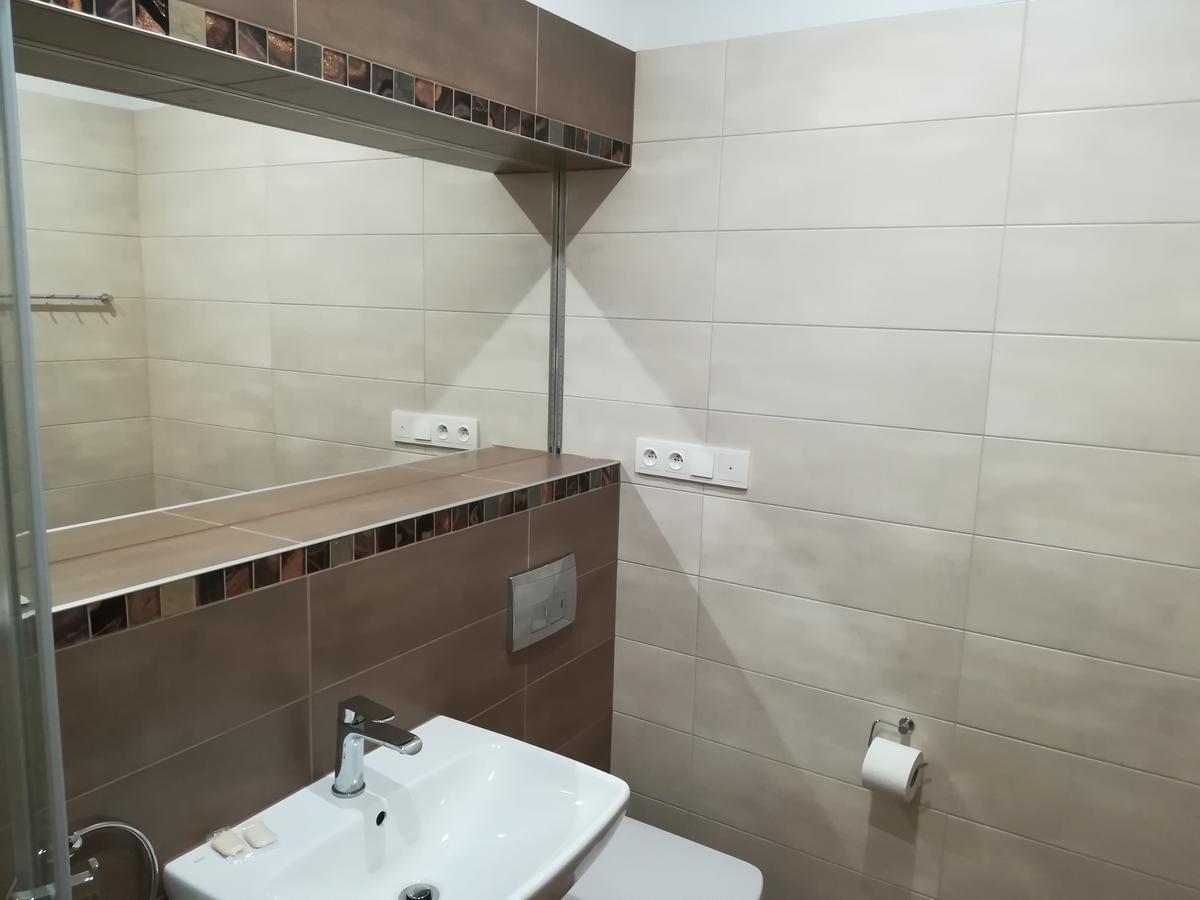 Zajazd Podjadek Osjaków Kültér fotó